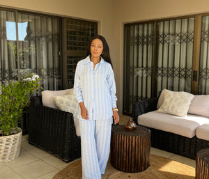 Tsakani set