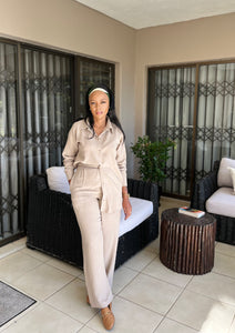 Tumi set