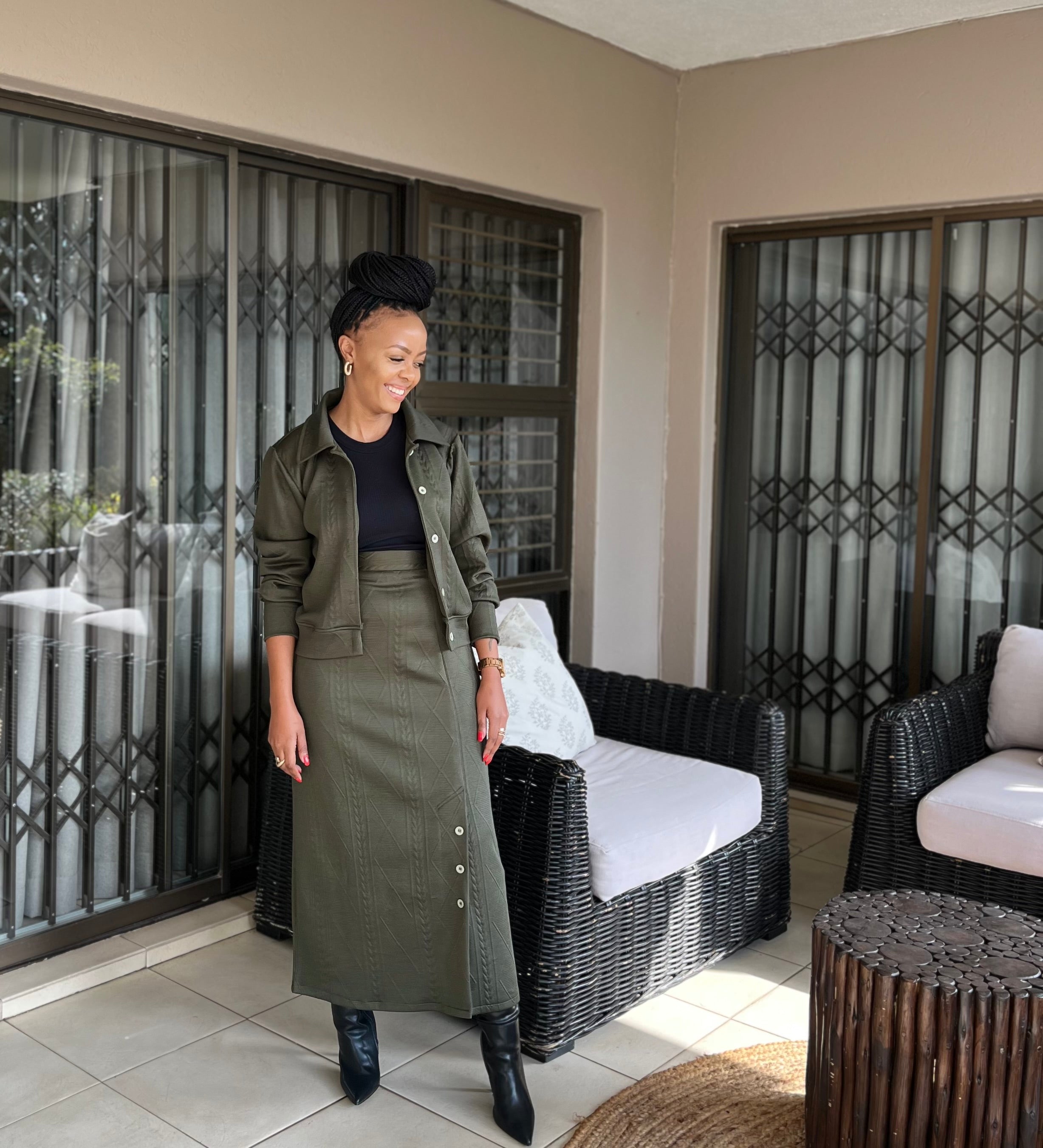 Ayanda set