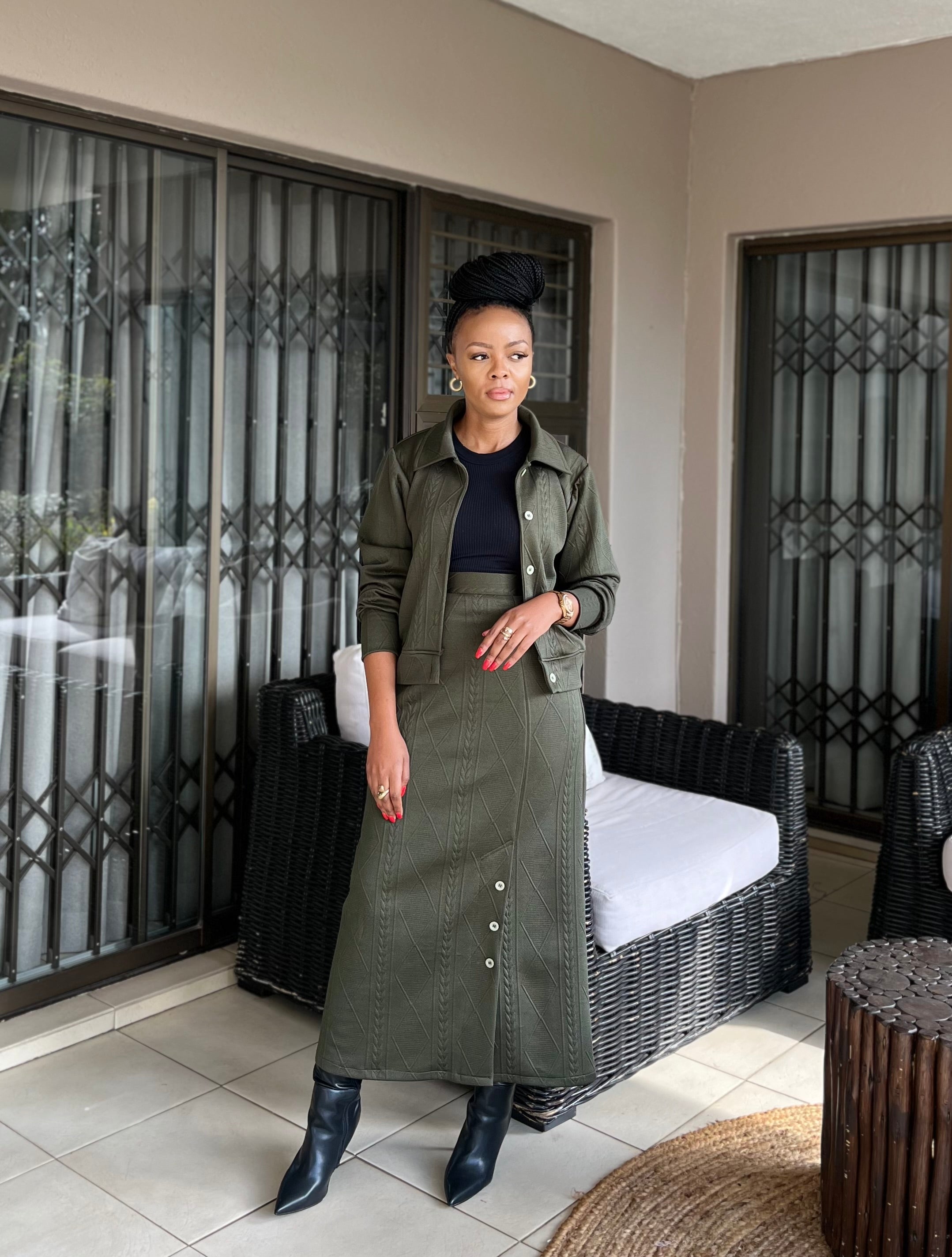 Ayanda set